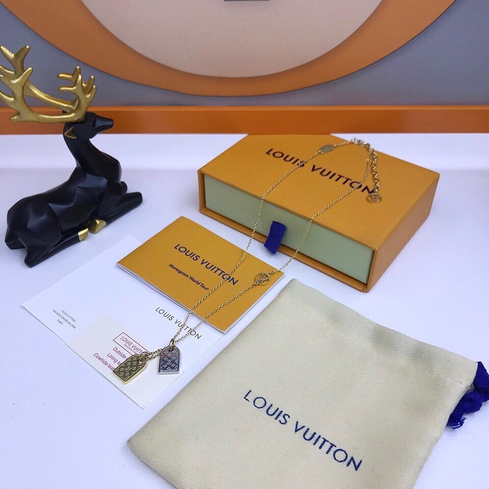 EN – Lux Necklace LUV017