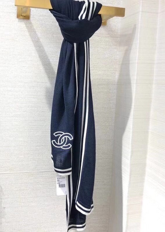 EN – Luxury CHL Scarf 004