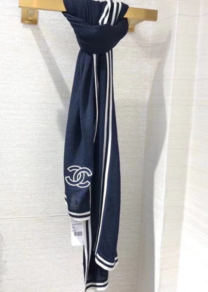 EN – Luxury CHL Scarf 004