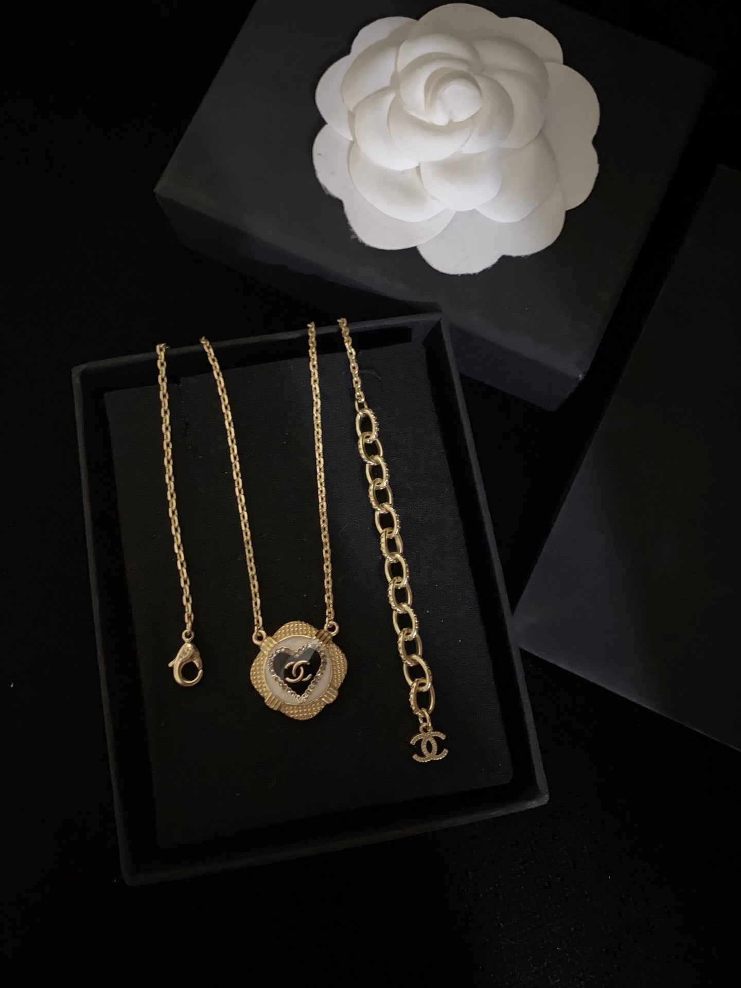 EN – Lux Necklace CHL037