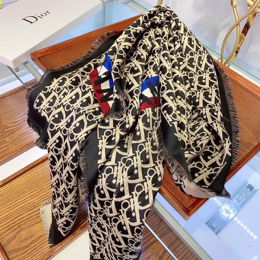 EN – Luxury DIR Scarf 009