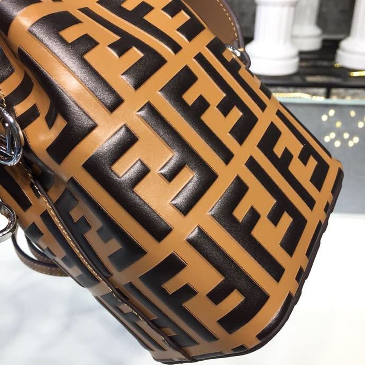 FI Mon Tresor Bucket Bag Brown/Black For Women, Handbags, Shoulder And Crossbody Bags 7in/18cm FF 8BS010A659F13VK