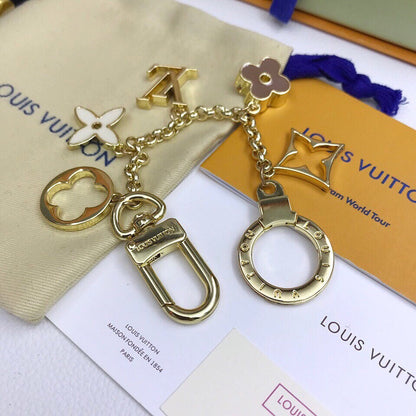 EN – Lux Keychains LUV 058