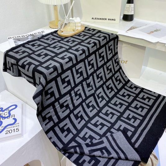 EN – Luxury FEI Scarf 012