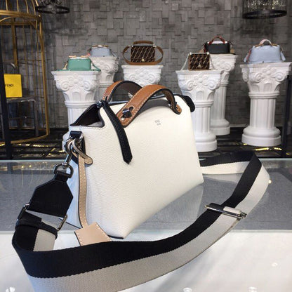 FI By The Way Medium White For Women, Hangbags, Shoulder And Crossbody Bags 11.4in/29cm FF 8BL146