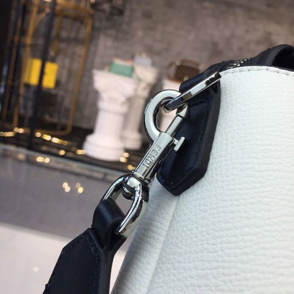 FI By The Way Medium White For Women, Hangbags, Shoulder And Crossbody Bags 11.4in/29cm FF 8BL146