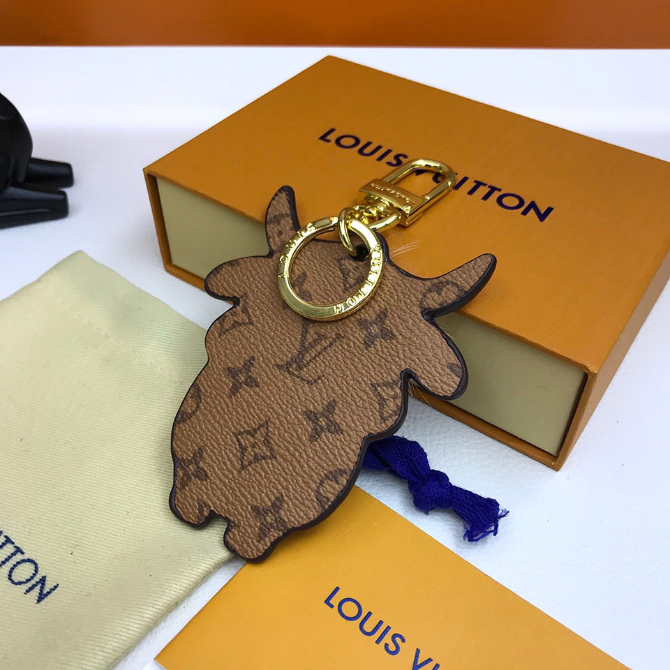 EN – Lux Keychains LUV 085