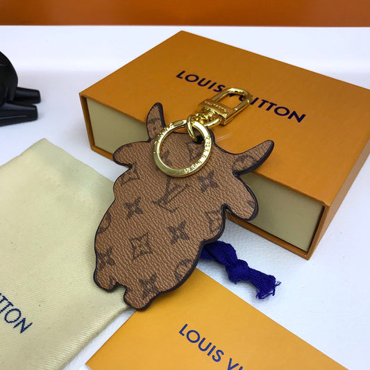 EN – Lux Keychains LUV 085