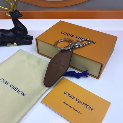 EN – Lux Keychains LUV 008