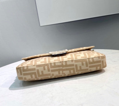 FI Baguette 1997 Wool Bag Beige For Women, Handbags, Shoulder Bags 10.6in/27cm FF 8BR792