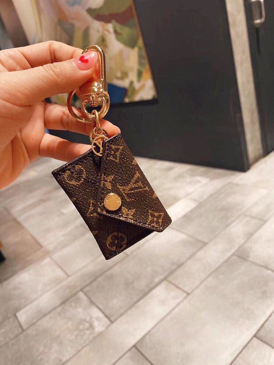 EN – Lux Keychains LUV 069