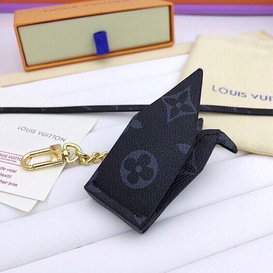 EN – Lux Keychains LUV 073