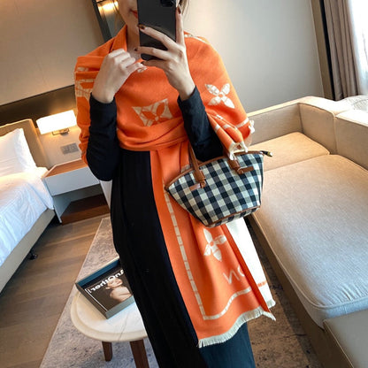 EN – Luxury LUV Scarf 016
