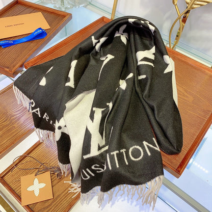 EN – Luxury LUV Scarf 036