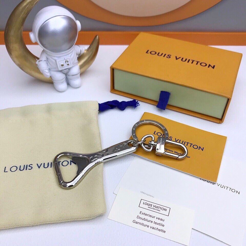 EN – Lux Keychains LUV 063