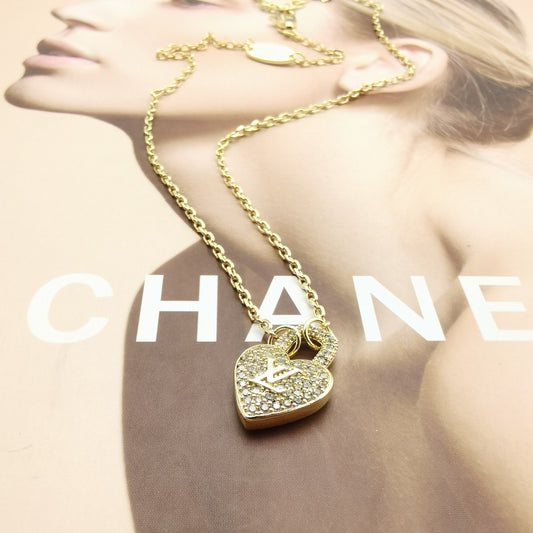 EN – Lux LV Necklaces 060