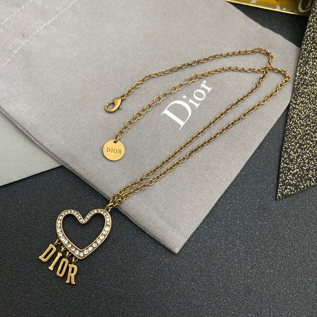 EN – Lux Necklace DIR002