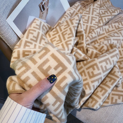 EN – Luxury FEI Scarf 015