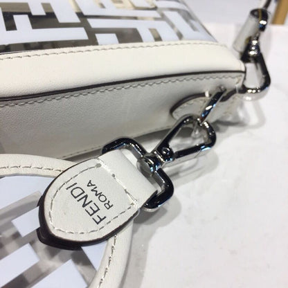 FI Baguette Nappa White For Women, Handbags, Shoulder And Crossbody Bags 10.6in/27cm FF 8BR600A72VF15AO