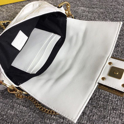 FI Baguette Nappa White For Women, Handbags, Shoulder And Crossbody Bags 7.4in/19cm FF 8BS017A72VF15AO