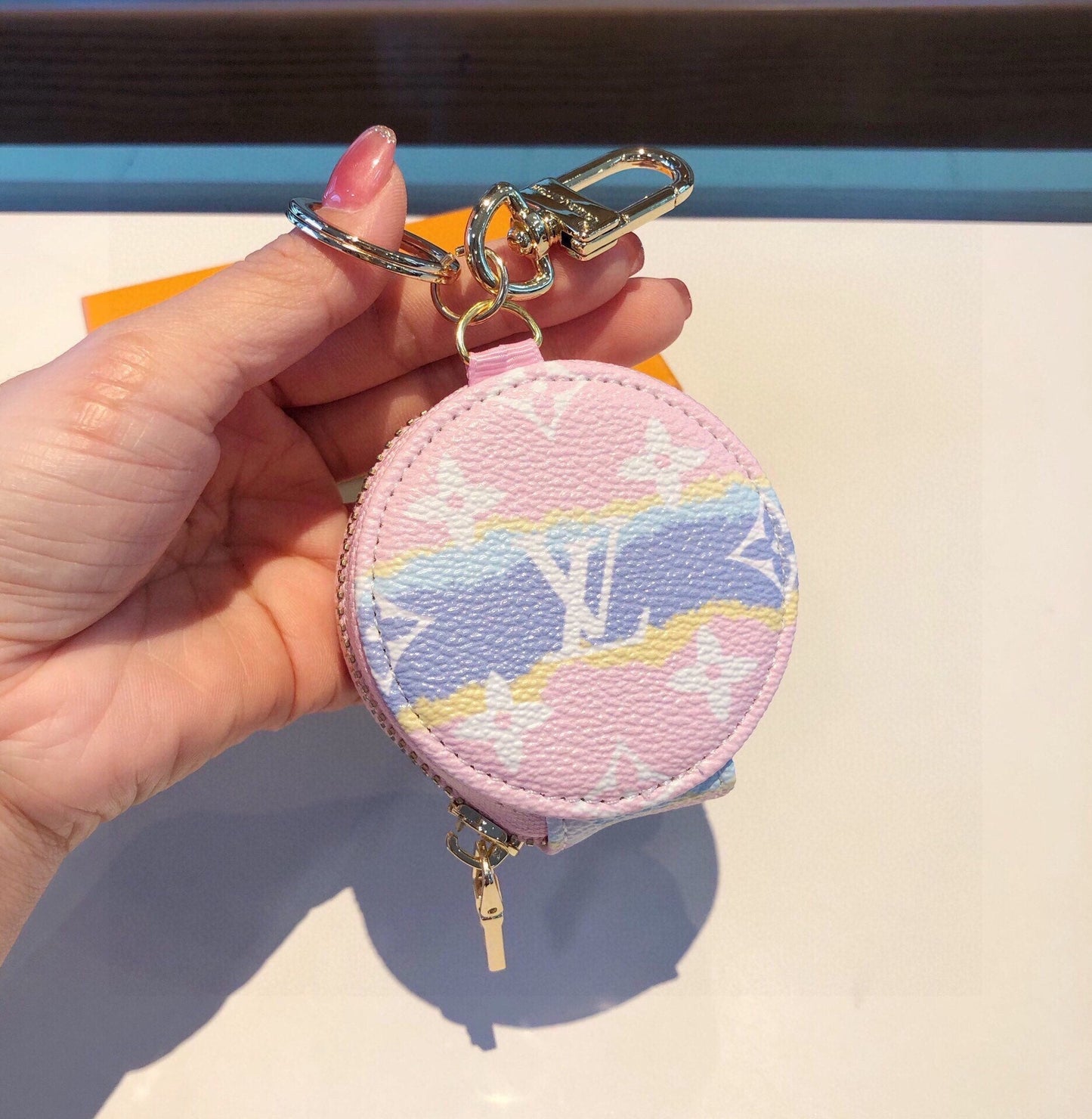 EN – Lux Keychains LUV 061