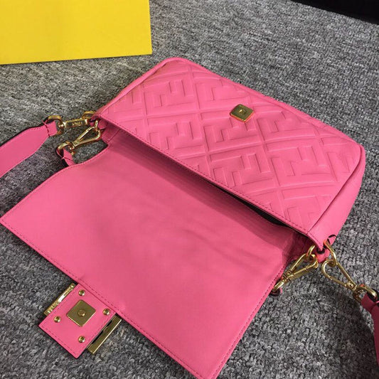 FI Baguette Nappa Pink For Women, Handbags, Shoulder And Crossbody Bags 10.6in/27cm FF 8BR600