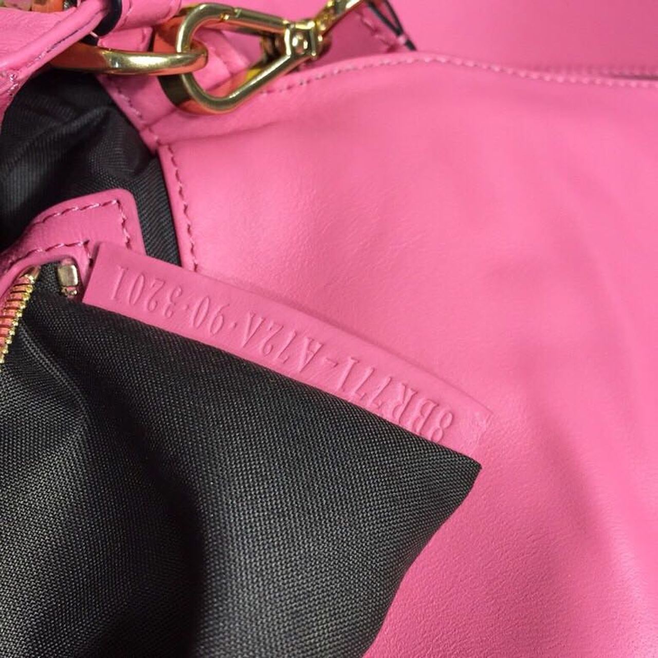 FI Baguette Nappa Pink For Women, Handbags, Shoulder And Crossbody Bags 10.6in/27cm FF 8BR600