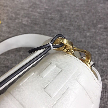FI Baguette Nappa White For Women, Handbags, Shoulder And Crossbody Bags 10.6in/27cm FF 8BR600A72VF15AO