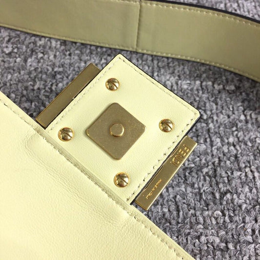 FI Baguette Nappa Cream For Women, Handbags, Shoulder And Crossbody Bags 10.6in/27cm FF 8BR600