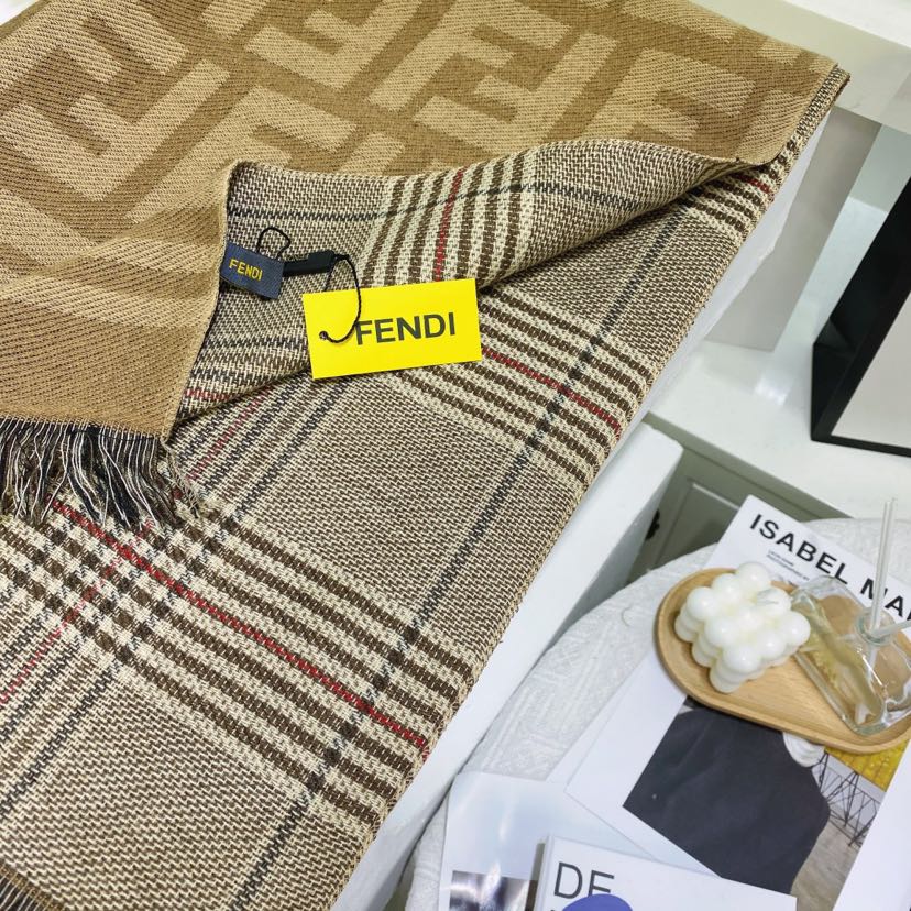 EN – Luxury FEI Scarf 019