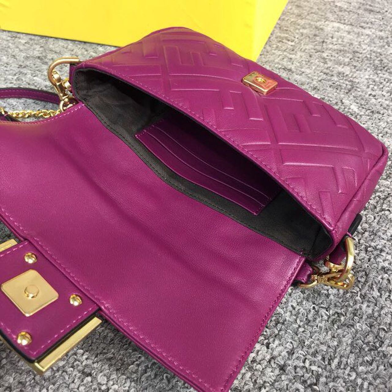 FI Baguette Nappa Purple For Women, Handbags, Shoulder And Crossbody Bags 7.4in/19cm FF 8BS017