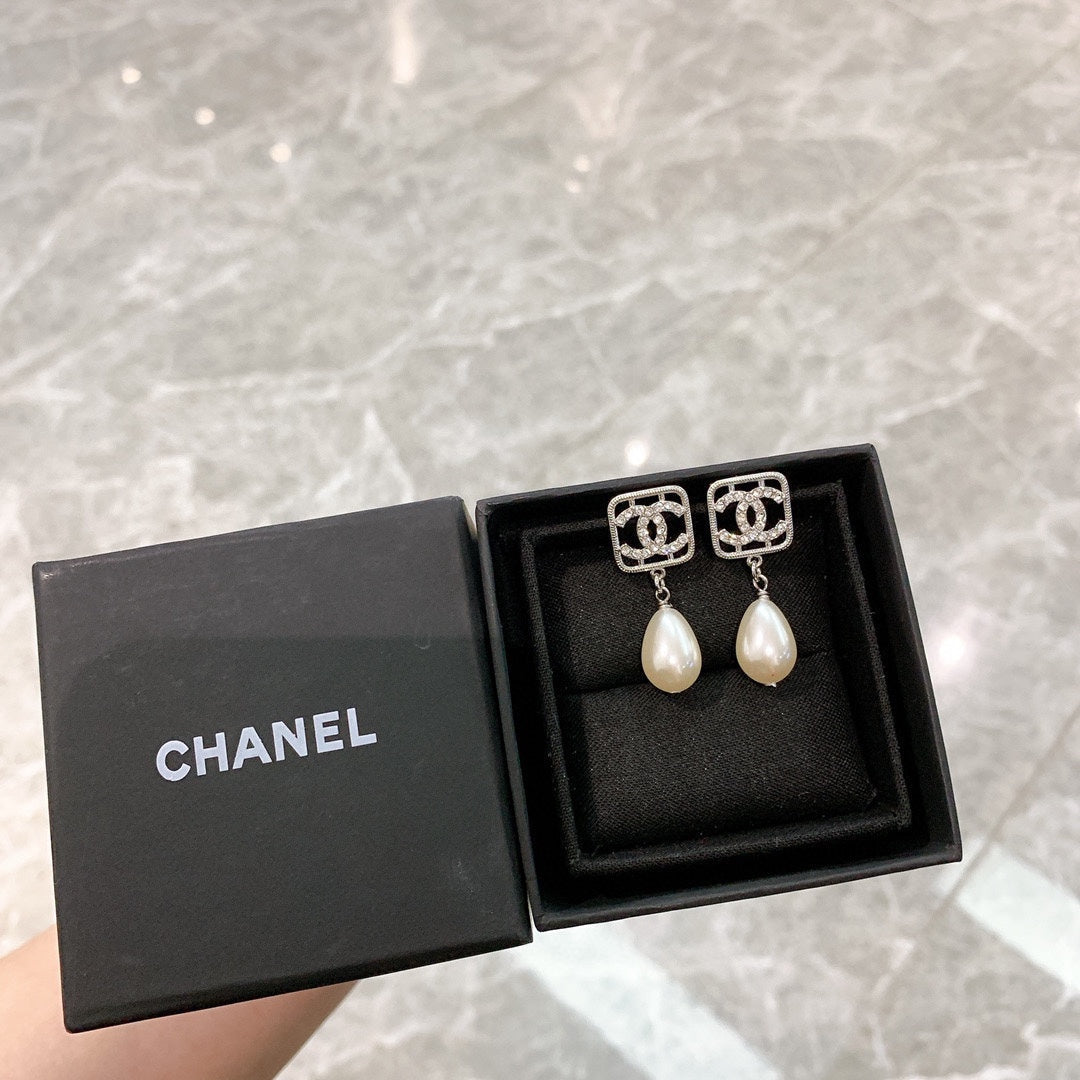 EN – Lux Earring CHL 013
