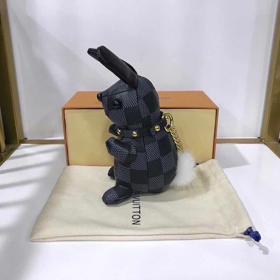 EN – Lux Keychains LUV 050