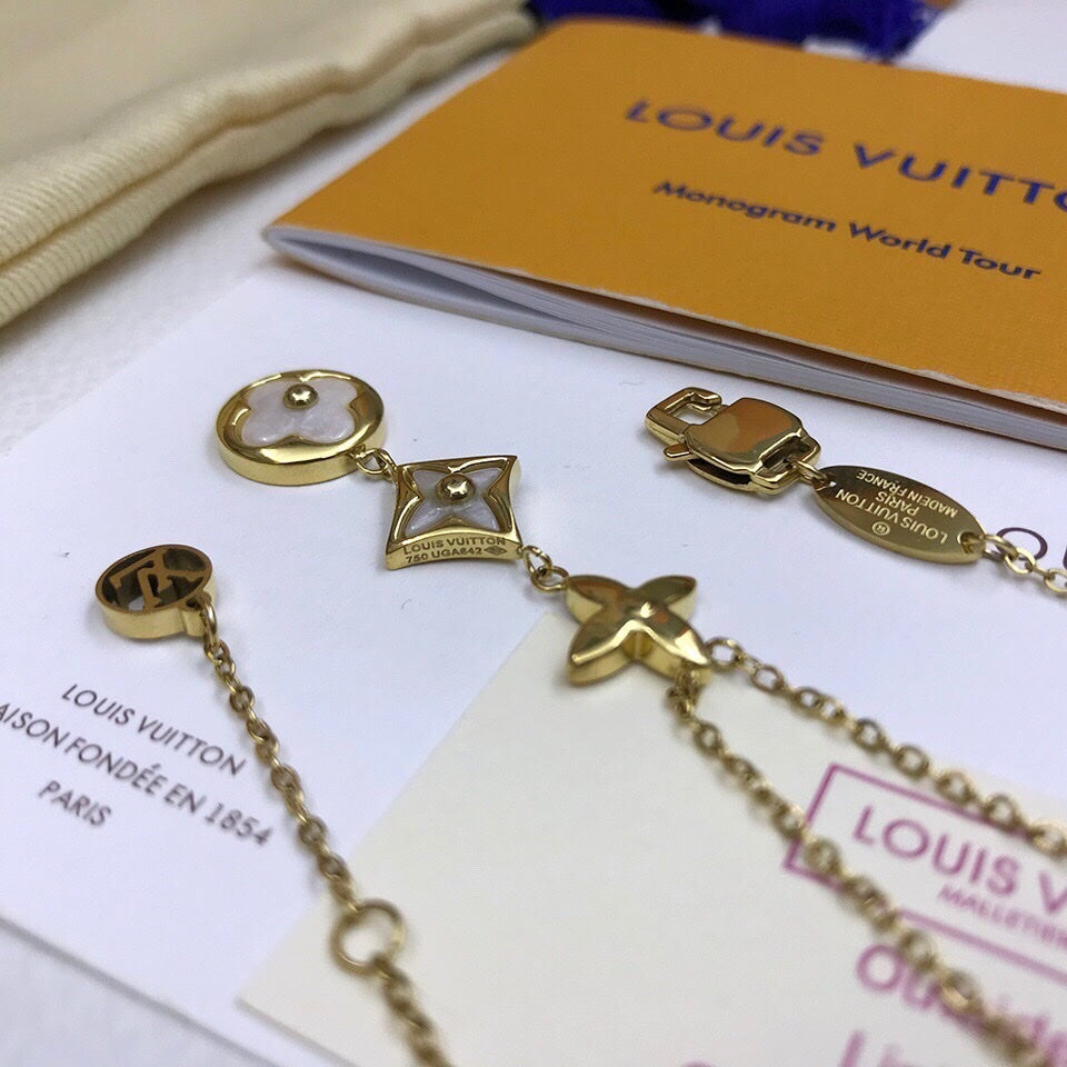 EN – Lux Necklace LUV023