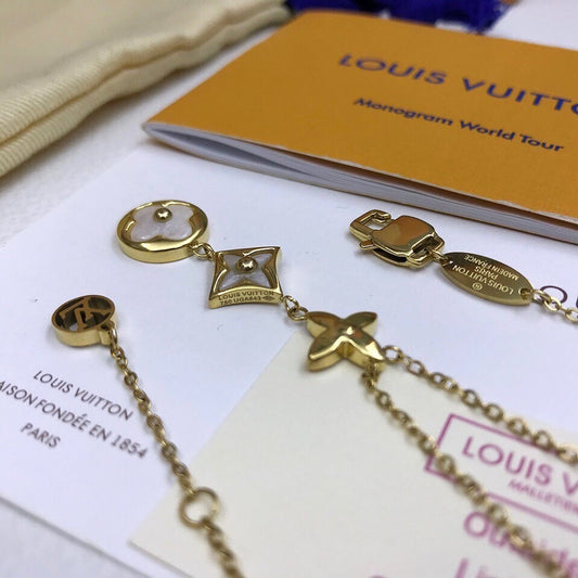 EN – Lux Necklace LUV023