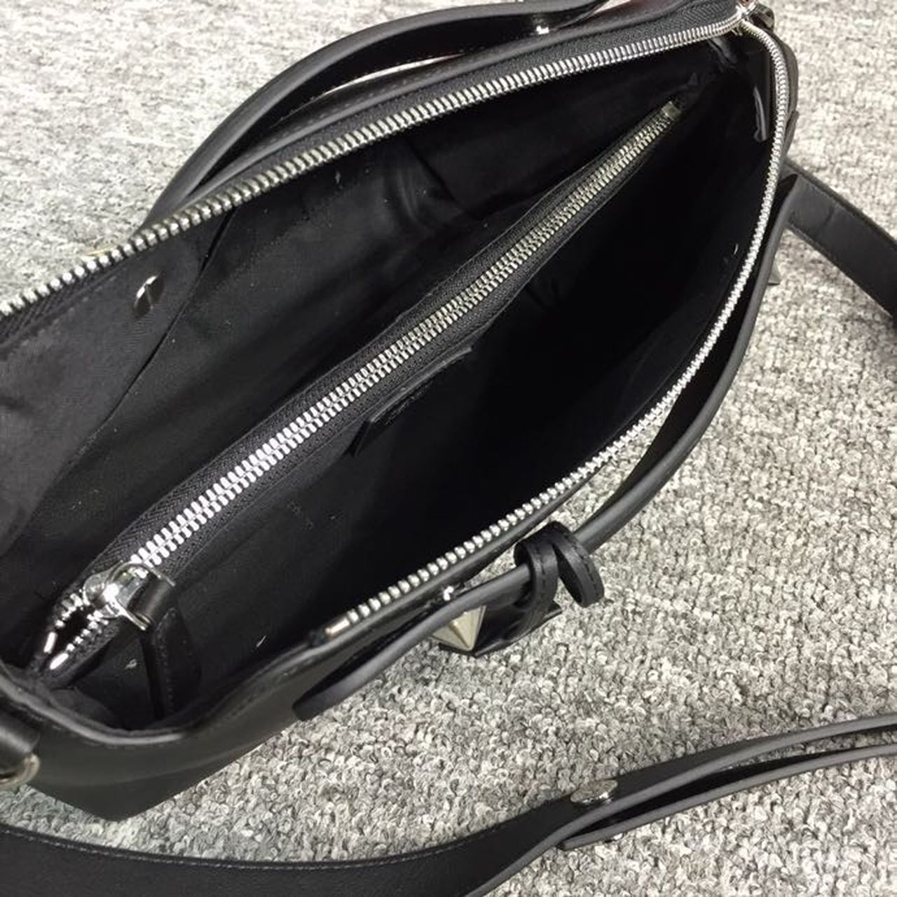 FI By The Way Medium Bag Black For Women, Handbags, Shoulder And Crossbody Bags 10.6in/27cm FF 8BL1461D5F0GXN