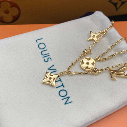 EN – Lux LV Necklaces 052