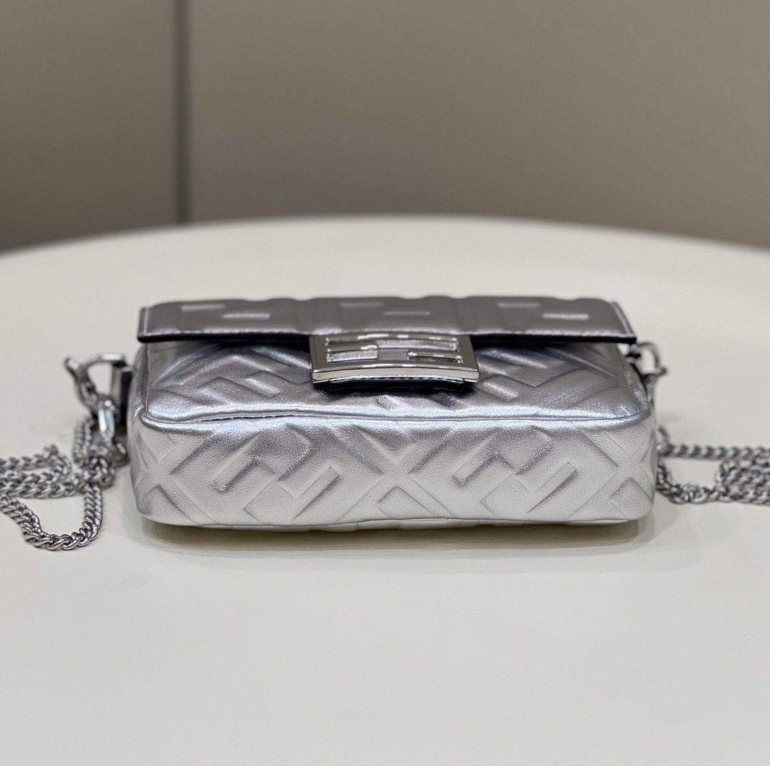 FI Baguette Silver For Women, Handbags, Shoulder And Crossbody Bags 7.5in/19cm FF 8BS017