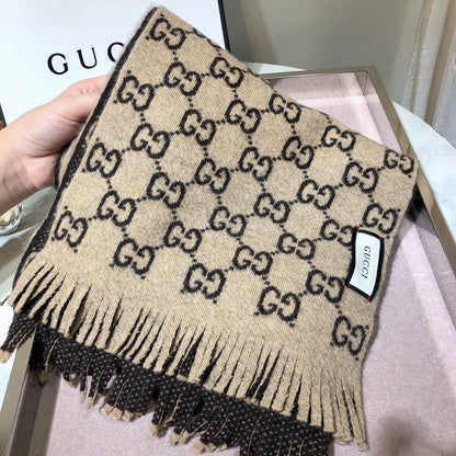 EN – Luxury GCI Scarf 009