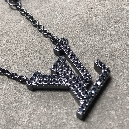 EN – Lux LV Necklaces 023