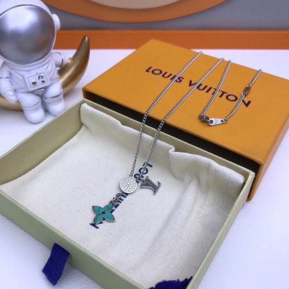 EN – Lux Necklace LUV007