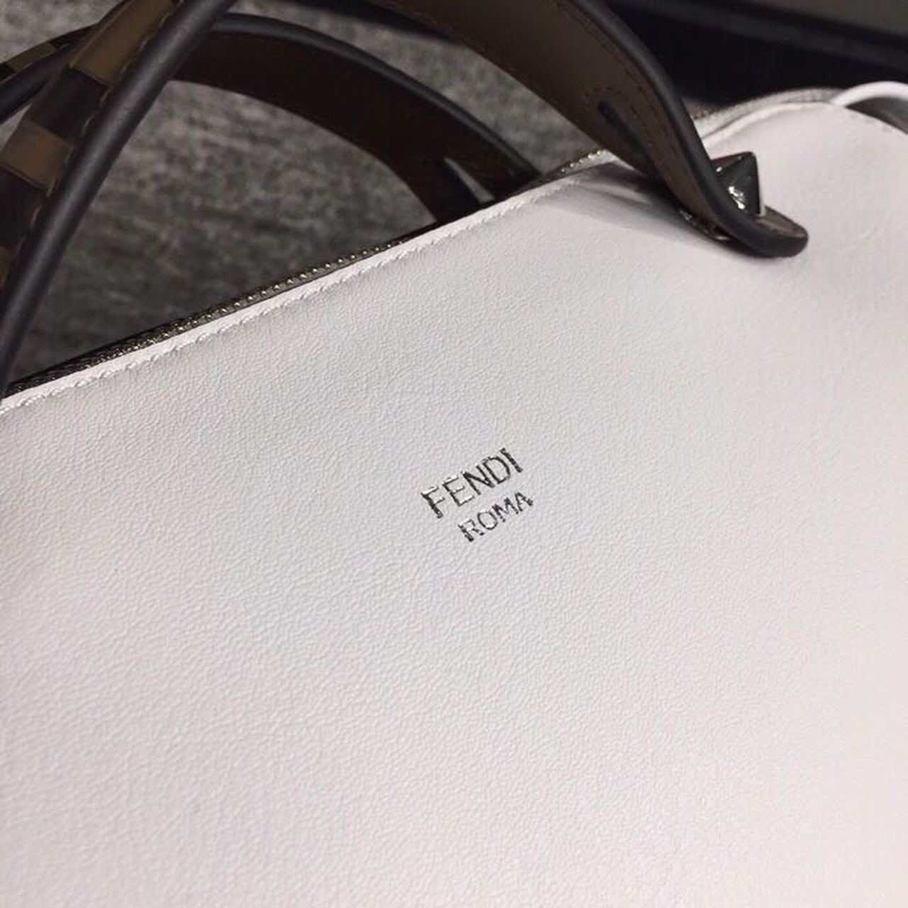 FI By The Way Medium Bag White For Women, Handbags, Shoulder And Crossbody Bags 10.6in/27cm FF 8BL1461