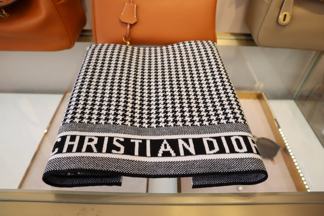 EN – Luxury DIR Scarf 006