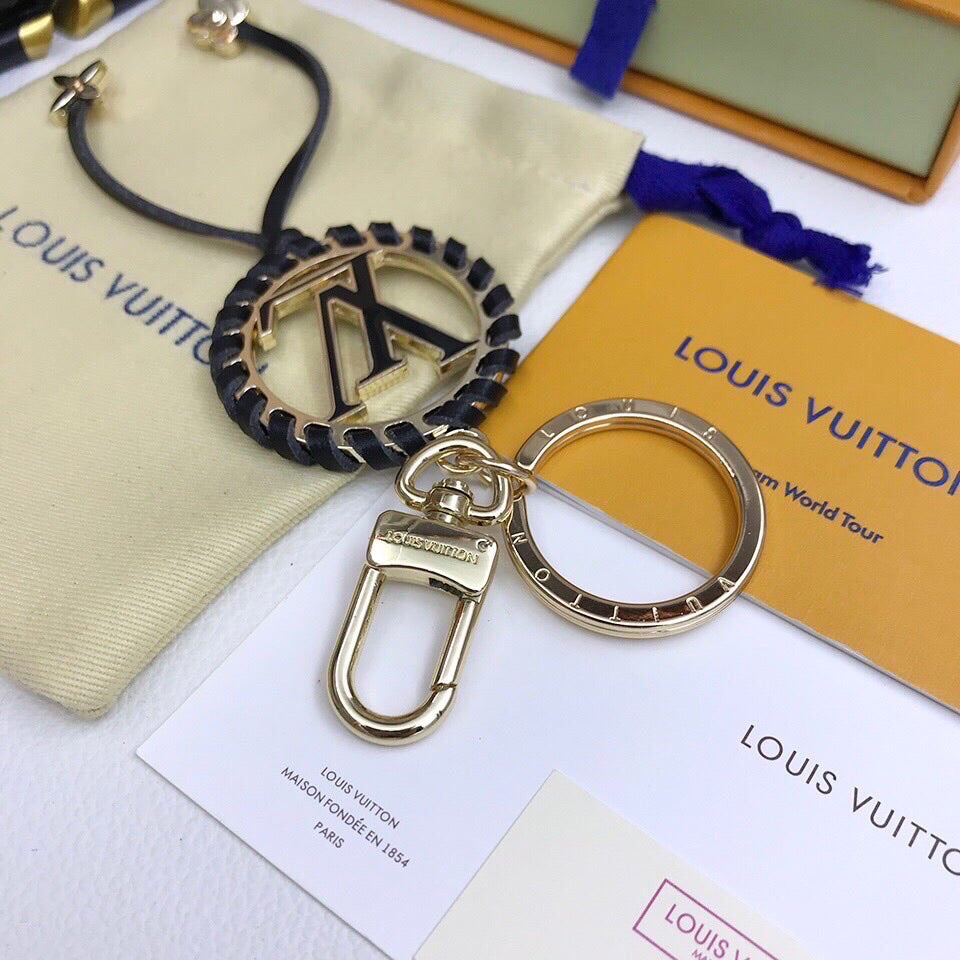 EN – Lux Keychains LUV 006