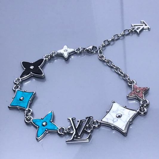 EN – Lux LV Necklaces 019