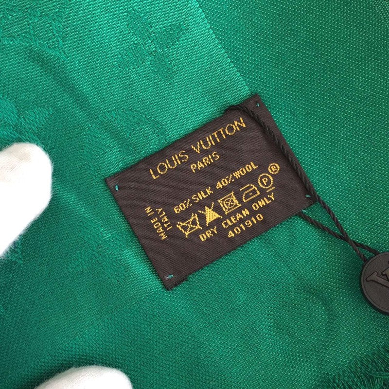 EN – Luxury LUV Scarf 023