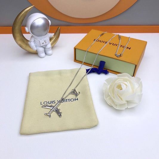 EN – Lux Necklace LUV013