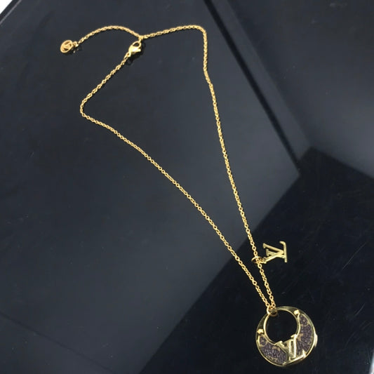 EN – Lux LV Necklaces 083