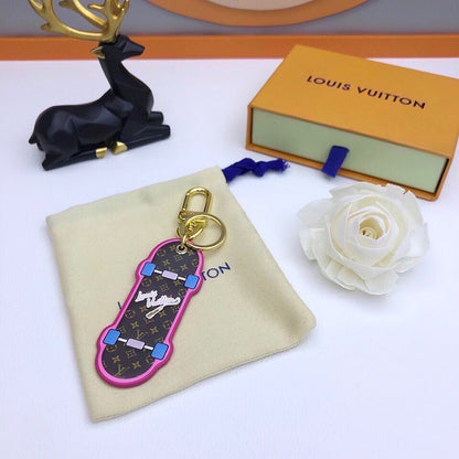 EN – Lux Keychains LUV 019