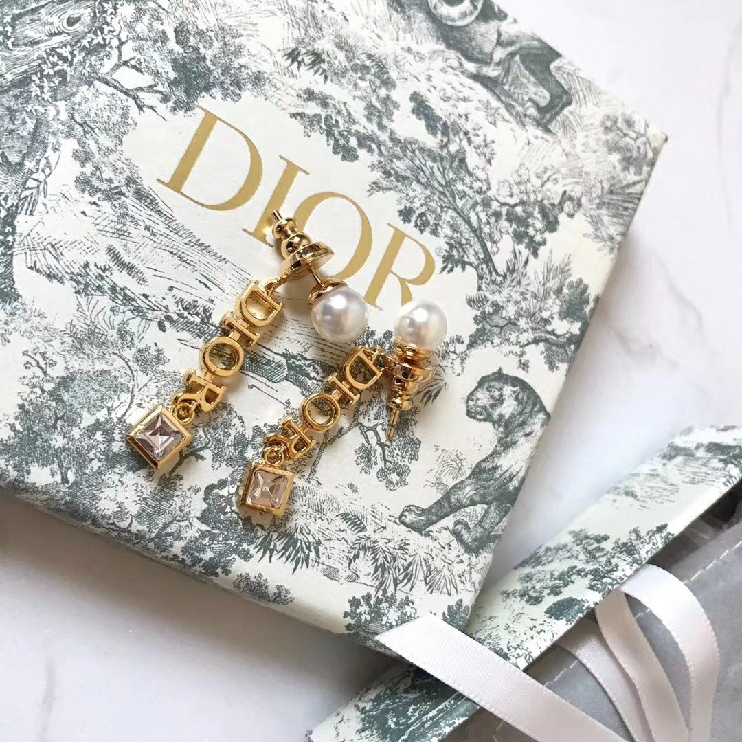 EN – Lux Earring Dir 021